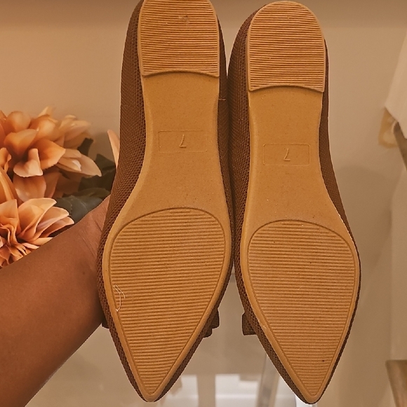 Tahari Chocolate Brown Women's Loafers - Picture 2 of 4